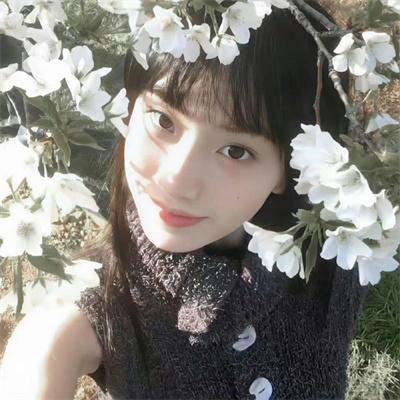 爱在心里口难开
